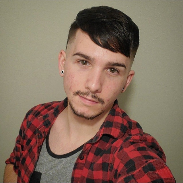 Front view of textured crop
